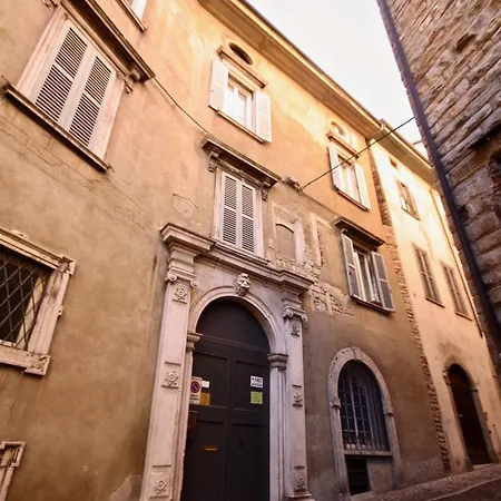 Lägenhet Greatescapes Citta Alta